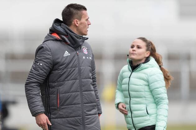 Im Bild Trainer des FC Bayern München Thomas WÖRLE (Woerle Worle) wütend wegen einer Szene im 16er, Fußball, Allianz Frauen Bundesliga, FC Bayern München - Turbine Potsdam, xmfx