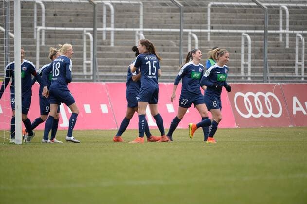 Torjubel Potsdam, FC Bayern Muenchen Frauen vs 1. FFC Turbine Potsdam, 11.12.16