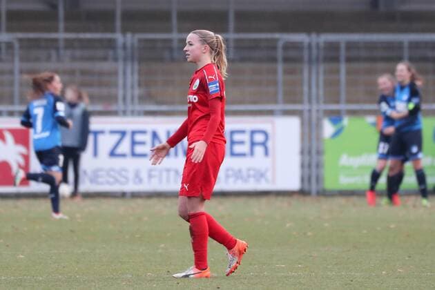 Jackie Groenen (Frankfurt, 14), enttäuscht schauend, Enttäuschung, Frustration, disappointed, pessimistisch, Fussball, Allianz Frauen-Bundesliga, TSG 1899 Hoffenheim - 1. FFC Frankfurt, xozx