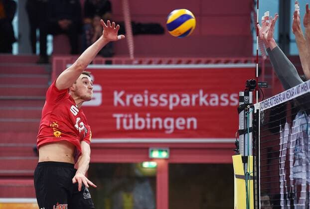 Volleyball 1. Bundesliga Saison 2016 2017 11.12.2016 TV Rottenburg - powervolleys Dueren Moritz Karlitzek (TV Rottenburg) 