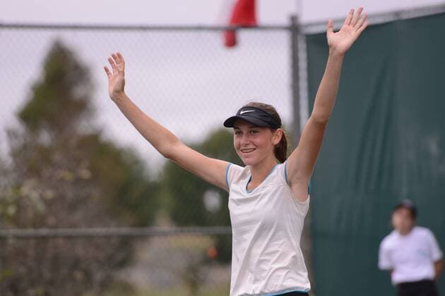Tennis, Kaja Juvan gewinnt Metropolia Orange Bowl in Plantation December 11, 2016 - Plantation, Florida, United States - KAJA JUVAN of Slovenia celebrates winning the Metropolia Orange Bowl International Tennis Championship in Plantation Florida Tennis 2016 - Metropolia Orange Bowl International Tennis Championship - ZUMAl132 20161211_zap_l132_008