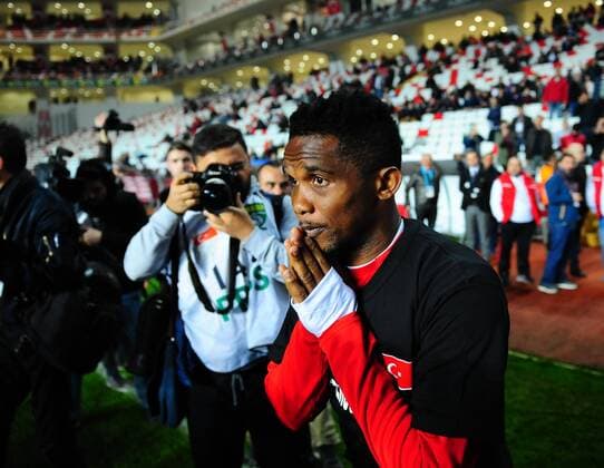 Bilder des Tages - SPORT Turkey Superlig match btween Antalyaspor and Fenerbahce at Antalya Arena in Antalya Turkey , on December 12 , 2016. Final Score : Antalyaspor 1 - Fenerahce 0 Pictured: Samuel Etoo of Antalyaspor. 