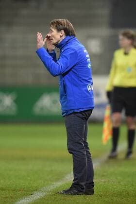 Fussball, Frauen, 1. Bundesliga, Saison 2016 17 (9. Spieltag), 1. FFC Turbine Potsdam - Bayer 04 Leverkusen, Cheftrainer Matthias Rudolph (1. FFC Turbine Potsdam), 14.12.16,
