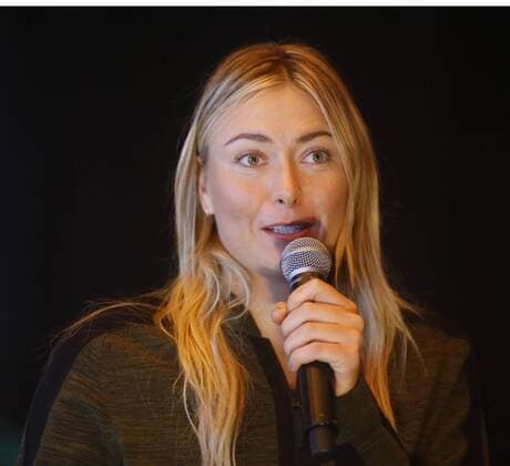 Russian tennis player Maria Sharapova (R) adress the media during a press conference PK Pressekonferenz with Puerto Rican Monica Puig prior to their friendly match, in San Juan, Puerto Rico, 15 December 2016. MONICA PIUG WILL FACE MARIA SHARAPOVA DURING FRIENDLY MATCH !ACHTUNG: NUR REDAKTIONELLE NUTZUNG!  SJN001 20161215-636174234051449700
