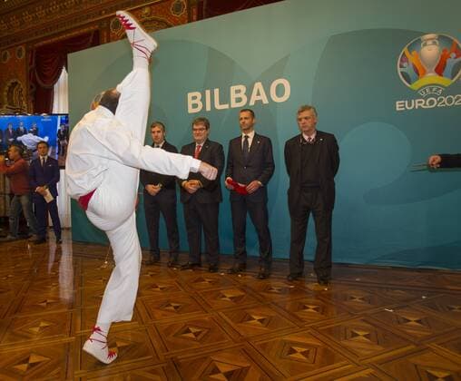 Presentation of EURO 2020 Bilbao logo as host city for the Euro 2020. xJuanxEcheverriax 