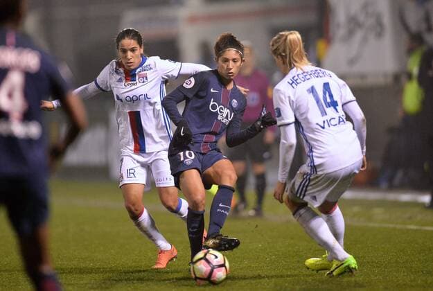 Cristiane (psg) - Amel Majri (ol) FOOTBALL : Paris SG vs Olympique Lyonnais - D1 Feminine - 17 12 2016 AnthonyBIBARD FEP 