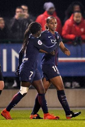 Marie Laure Delie (psg) - Aminata Diallo (psg) FOOTBALL : Paris SG vs Olympique Lyonnais - D1 Feminine - 17 12 2016 AnthonyBIBARD FEP 