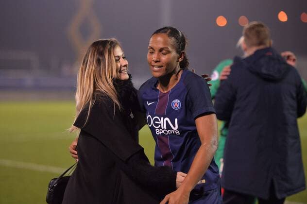 Marie Laure Delie (psg) - Laure Boulleau (psg) FOOTBALL : Paris SG vs Olympique Lyonnais - D1 Feminine - 17 12 2016 AnthonyBIBARD FEP 