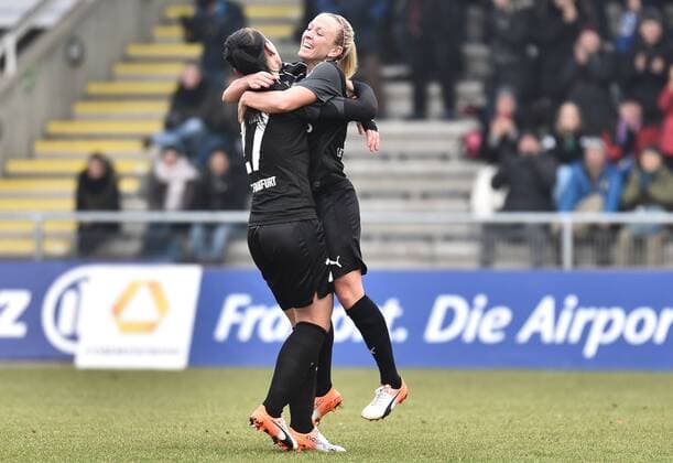 18.12.2016, xblx, Fussball 1.Bundesliga Damen, 1.FFC Frankfurt - SC Sand, emspor v.l. Peggy Nietgen (1.FFC Frankfurt), Mandy Islacker (1.FFC Frankfurt), Goal scored, Tor zum 2:0, celebrate the goal, Torjubel Frankfurt am Main