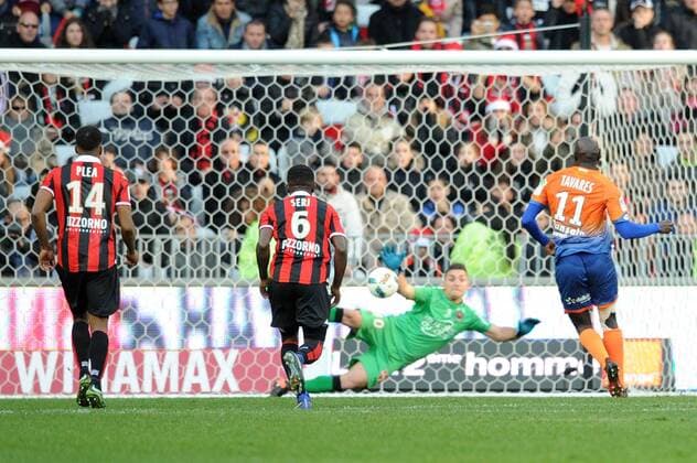 11 JULIO TAVARES (dij) - PENALTY - BUT FOOTBALL : Nice vs Dijon - Ligue 1 - 18 12 2016 FEP Panoramic 