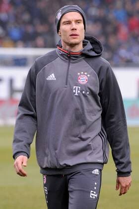 Fußball 1. Bundesliga 15. Spieltag SV Darmstadt 98 - Bayern München am 18.12.2016 im Jonathan-Heimes-Stadion am Böllenfalltor in Darmstadt Holger Badstuber ( München ) xJKx