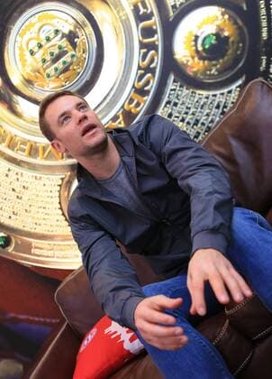Fußball, Interview und Fotoshooting mit Manuel Neuer 15.12.2016, Torwart Manuel Neuer (FCB),Saebener Strasse im Bild: Torwart Manuel Neuer (FCB)