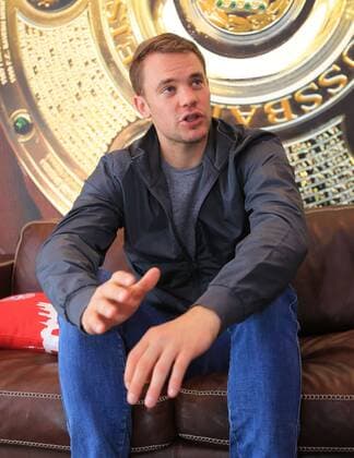 Fußball, Interview und Fotoshooting mit Manuel Neuer 15.12.2016, Torwart Manuel Neuer (FCB),Saebener Strasse im Bild: Torwart Manuel Neuer (FCB)
