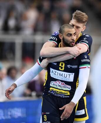 2016.12.20 Lodz - PGE Skra Belchatow - Azimut Modena -- Earvin NGAPETH Maxwell Philip HOLT - 2016.12.20 Men Volleyball 2017 CEV Volleyball Champions League PGE Skra Belchatow - Azimut Modena Earvin NGAPETH Maxwell Philip HOLT  20161220LUK_139