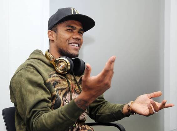 VfB Stuttgart Training Deutschland, Stuttgart, 15.12.2016, Fussball, Bundesliga, Saison 2016 2017, FC Bayern München, Autogrammstunde und Interview mit Douglas Costa im Media Markt in Stuttgart: Douglas Costa.