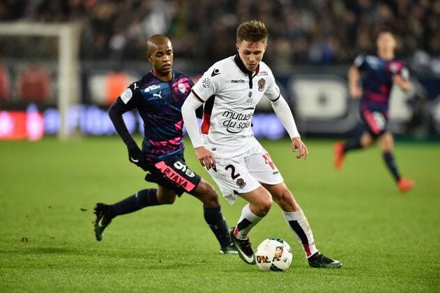 Fußball, Girondins Bordeaux - OGC Nizza Arnaud Souquet (ogc) FOOTBALL : Bordeaux vs Nice - 19eme Journee de L1 - Bordeaux - 21 12 2016 ThierryBreton Panoramic 