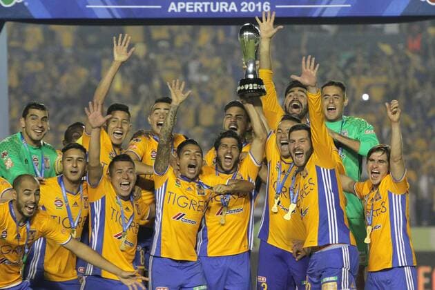 Fußball, Mexiko, Tigres de Monterrey gewinnen Torneo Apertura December 25, 2016 - Mexico - EUM20161225DEP28.JPG.MONTERREY, N.L.- Soccer Futbol-Final Apertura 2016.- Tigres se corono campeon del Apertura 2016 al derrotar en penales 3-0 al America, despues de un empate 1-1 en tiempo extra (global 5-2), partido celebrado en el estadio Universitario, el domingo 25 de diciembre de 2016. Foto: Agencia EL UNIVERSAL Carlos Mejia RCC. Latin News - December 25, 2016  - ZUMAu78_ 20161225_zaf_u78_072