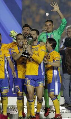 Fußball, Mexiko, Tigres de Monterrey gewinnen Torneo Apertura - December 26, 2016 - Mexico - EUM20161226DEP05.JPG.MONTERREY, N.L.- Soccer Futbol-Final Apertura 2016.- Los Tigres de la UANL se coronan campeones del torneo Apertura 2016 tras vencer en penales 3-0 al America el domingo 25 de diciembre de 2016, Estadio Universitario. Foto: Agencia EL UNIVERSAL Carlos Mejia EVZ Latin News - December 26, 2016  - ZUMAu78_ 20161226_zaf_u78_006