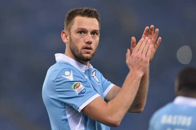 December 18, 2016 - Rome, Italy - Stefan de Vrij during the Italian Serie A football match between S.S. Lazio and Fiorentina at the Olympic Stadium in Rome, on december 18, 2016. Individual photo - S.S. Lazio v Fiorentina - Serie A  - ZUMAn230 20161218_zaa_n230_619
