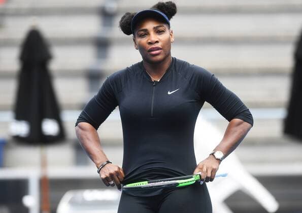 Bilder des Tages - SPORT WTA-Turnier in Auckland, Serena Williams Training 30.12.2016. Auckland, New Zealand. Serena Williams during a training session on centre court, before the tournament start. ASB Tennis Centre, Stanley St, Auckland, New Zealand. xAndrewxCornagax  ActionPlus11823842