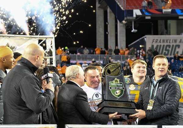 December 30, 2016: Butch Jones holds the trophy after the win in the game between the Nebraska Cornhuskers and the Tennessee Volunteers in the Franklin American Mortgage Music City Bowl at Nissan Stadium in Nashville, TN. Thomas McEwen CSM NCAA College League USA Football 2016: Franklin American Mortgage Music City Bowl Nebraska vs Tennessee DEC 30 - ZUMAc04_ 20161230_zaf_c04_105