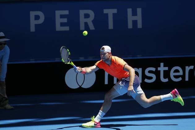 03.01.2017. Perth Arena, Perth, Australia. Mastercard Hopman Cup International Tennis tournament. Jack Sock (USA) reaches for a fore hand shot during his match against Feliciano Lopez (ESP). Sock Won 3-6, 6-2, 6-3. xDavidxWoodleyx  ActionPlus11825340