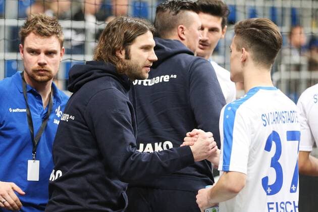 05.01.2017, xtvx, Hallenfussball Harder13 Cup 2017, emspor emonline deloka, v.l. Trainer Torsten Frings (SV Darmstadt 98) Liam Fisch (SV Darmstadt 98) Mannheim oz