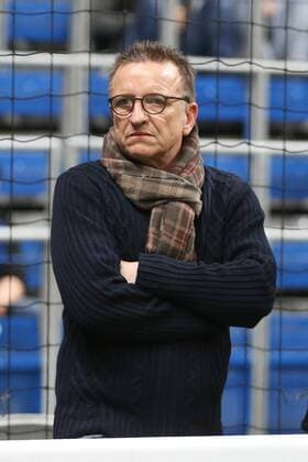 05.01.2017, xtvx, Hallenfussball Harder13 Cup 2017, emspor emonline deloka, v.l. Trainer Norbert Meier (1. FC Kaiserslautern) Portrait Mannheim oz