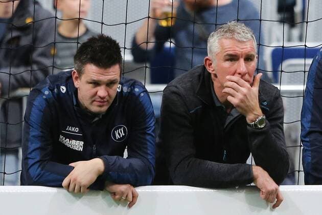 05.01.2017, xtvx, Hallenfussball Harder13 Cup 2017, emspor emonline deloka, v.l. Co-Trainer Zlatan Bajramovic und Trainer Mirko Slomka (Karlsruher SC) Mannheim oz