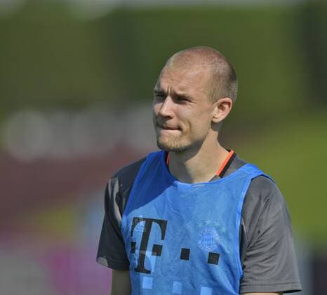 07.01.2017, Fussball 1.Bundesliga 2016 2017, FC Bayern München Wintertrainingslager in Doha (Katar). Training auf dem Trainingsplatz der Aspire Academy bei Doha, Holger Badstuber (FC Bayern München) nachdenklich, 