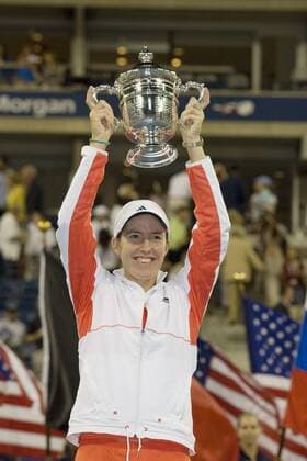 Sep 08, 2007 - New York, NY, USA - JUSTINE HENIN (BEL) with the Women s Singles Trophy after defeating Svetlana Kuznetsova (RUS) at the 2007 US Open Tennis Championships.. TENNIS: Henin Wins 2007 US Open - ZUMAmu3_ 75854837st