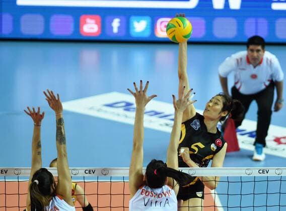 Turkish Vakifbank s player Zhu Ting (Back) spikes the ball during the 2017 CEV Women s Volleyball Champions League Group D match against Eczacibasi of Turkey in Istanbul, Turkey, on Jan. 10, 2017. Vakifbank won 3-2. ) (SP)TURKEY-ISTANBUL-WOMEN S VOLLEYBALL-CEV CHAMPIONS LEAGUE-VAKIFBANK VS ECZACIBASI HexCanling 
