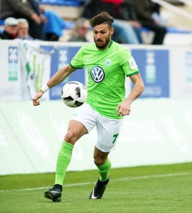 Sion - Wolfsburg Fussball Testspiel La Manga, Spanien, 10.01.2017, La Manga Club Stadium, Fussball, Trainingscamp , Blitzturnier, Testspiel, FC Sion vs. Vfl Wolfsburg 1:2 , Im Bild: Daniel Caligiuri (Wolfsburg). ,