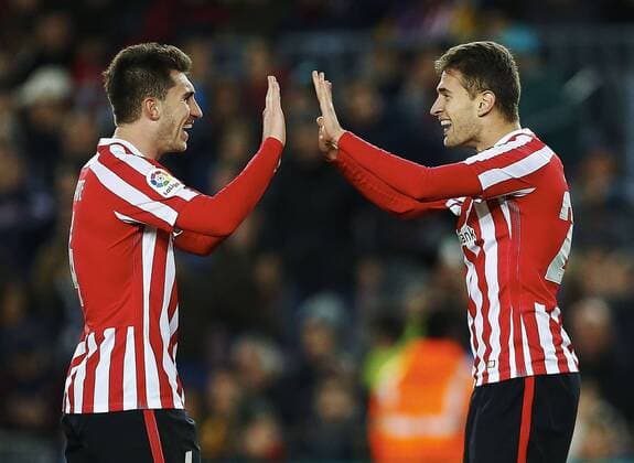 Athletic Bilbao s midfielder Enric Saborit (R) jubilates his 2-1 goal against FC Barcelona Barca during their King s Cup round of 16 second leg match at Camp Nou stadium in Barcelona, Catalonia, Spain, 11 January 2017. FC BARCELONA VS. ATHLETIC BILBAO !ACHTUNG: NUR REDAKTIONELLE NUTZUNG!  BCN001 20170111-636197716435082221