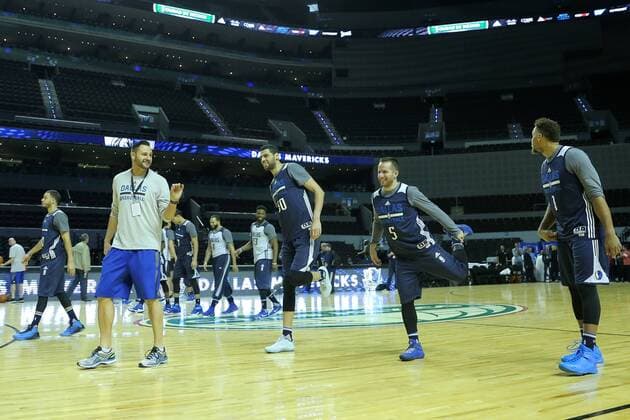 NBA, Training der Phonix Suns und Dallas Mavericks in Mexico City Dallas Mavericks players during a training session prior to their NBA Basketball Herren USA regular season s match against the Phoenix Suns at the Arena City in Mexico City, Mexico, 11 January 2017. EFE Jose Mendez DALLAS MAVERICKS TRAINING SESSION IN MEXICO !ACHTUNG: NUR REDAKTIONELLE NUTZUNG!  MEX001 20170111-636197743556063746
