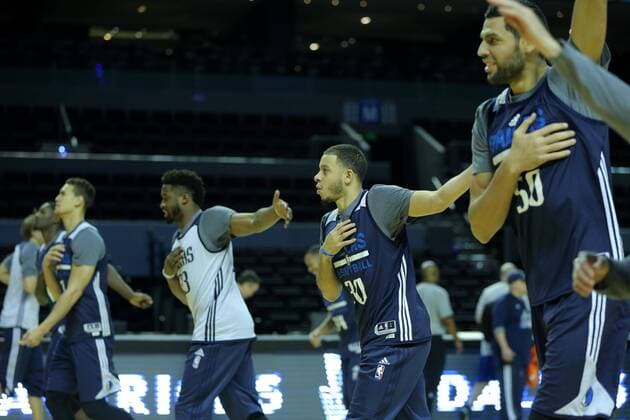 NBA, Training der Phonix Suns und Dallas Mavericks in Mexico City Dallas Mavericks players during a training session prior to their NBA Basketball Herren USA regular season s match against the Phoenix Suns at the Arena City in Mexico City, Mexico, 11 January 2017. EFE Jose Mendez DALLAS MAVERICKS TRAINING SESSION IN MEXICO !ACHTUNG: NUR REDAKTIONELLE NUTZUNG!  MEX001 20170111-636197744173027926