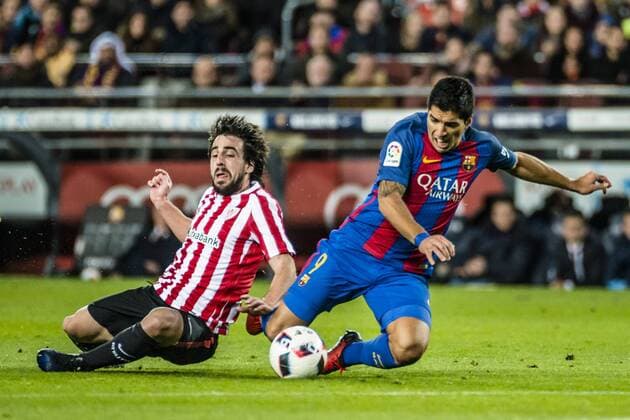 Fußball, Copa del Rey, FC Barcelona - Athletic Bilbao January 11, 2017 - Barcelona, Catalonia, Spain - FC Barcelona Barca forward SUAREZ in action during the Spanish Copa del Rey (King s Cup) round of 16 second leg football match FC Barcelona vs Athletic Club Bilbao at the Camp Nou stadium in Barcelona FC Barcelona into Copa quarter finals - ZUMAo105 20170111_zap_o105_043