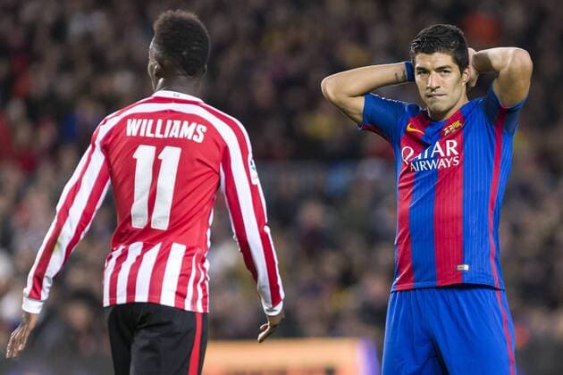 Fußball, Copa del Rey, FC Barcelona - Athletic Bilbao SPAIN - January, 11th: Luis Suarez and Inaki Williams during the match between FC Barcelona Barca vs Athletic Club, for the matchday 1 8 of the Spanish King s Cup (Copa del Rey), played at Camp Nou Stadium on 11th January 2017 in Barcelona, Spain.  xMikelxTriguerosx xSPAINx-xFCxBarcelonaxvsxAthleticxClubx-xSpanishxKing sxCupx-x2016 17x
