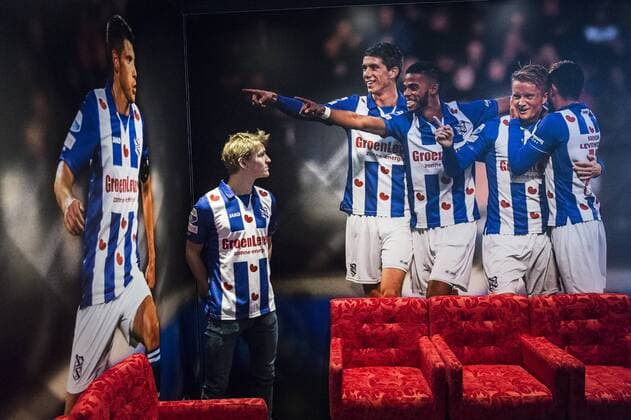 Fußball, Martin Odegaard wird als Neuzugang des SC Heerenveen präsentiert The Netherlands, Heerenveen, 10-01-2017; Football player Martin Odegaard Martin Ødegaard, Odegaard is presented by his new club SC Heerenveen in The netherlands. The 18-year player from Norway is on loan from spanish club Real Madrid. Photo: Kees van de Veen Hollandse Hoogte Heerenveen xVIxHollandsexHoogtexIVx 61820107
