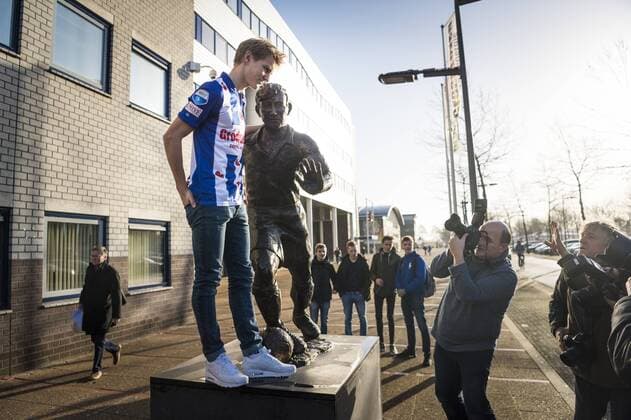 Fußball, Martin Odegaard wird als Neuzugang des SC Heerenveen präsentiert The Netherlands, Heerenveen, 10-01-2017; Football player Martin Odegaard Martin Ødegaard, Odegaard is presented by his new club SC Heerenveen in The netherlands. The 18-year player from Norway is on loan from spanish club Real Madrid. Photo: Kees van de Veen Hollandse Hoogte Heerenveen xVIxHollandsexHoogtexIVx 61820093