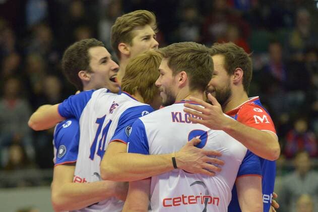 15.01.2017, xtkx, Volleyball 1.Bundesliga Herren, United Volleys - Solingen Volleys, emspor, v.l. Georg Escher (United Volleys) , Peter Wolf (United Volleys) , Jan Klobucar (United Volleys) , Rüsselsheim
