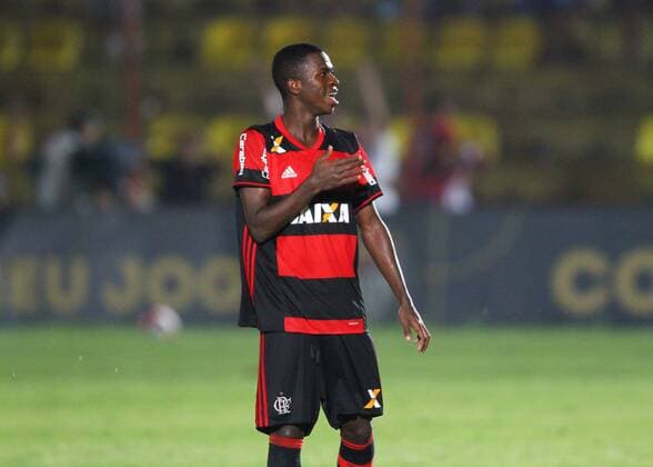 Cruzeiro x Flamengo RJ OSASCO, SP - 15.01.2017: CRUZEIRO X FLAMENGO RJ - Celebration of Vinicius Junior goal, the second of Flamengo during the match between Cruzeiro vs Flamengo-RJ held at the Estádio José Liberatti in Osasco-SP, valid game for the second round of the 48th São Paulo Junior Football Cup. (Photo: Ricardo Moreira Fotoarena) x1254433x  RicardoxMoreira