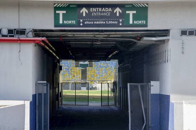 Maracana verfällt nach Plünderungen RIO DE JANEIRO, RJ - 16.01.2017: Maracana verfällt nach Plünderungen - Partial view of the lawn during Impasse and Maracana problems held at MARACANA in Rio de Janeiro, RJ. x1254725x  CelsoxPupo