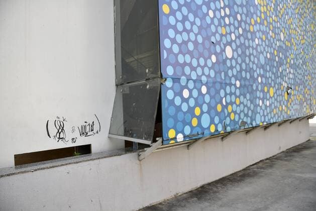 Maracana verfällt nach Plünderungen RIO DE JANEIRO, RJ - 16.01.2017: Maracana verfällt nach Plünderungen - Part of a glass glass tower was opened, likely place where people came to make small thefts while Impasse and Maracana problems held at Maracanã in Rio de Janeiro, RJ. x1254729x  CelsoxPupo