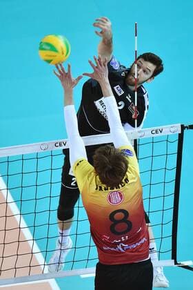 Jakub Janouch of Dukla Liberec, front, and Steven Marshall of Berlin Recycling Volleyes in action during the Men s Volleyball Champions League 3rd round B group match: Dukla Liberec vs Berlin in Liberec, Czech Republic, January 18, 2017. (CTKxPhoto RadekxPetrasek) CTKPhotoP201701181032701  PER 10
