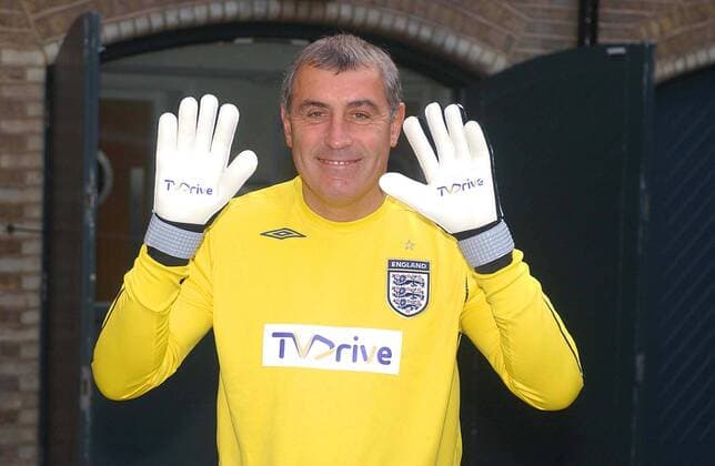 May 30, 2006 - London, Great Britain - England Legend Peter Shilton helps Telewest save the day for World Cup TV Fans.-Portland Mews in London.A18782.061778.05-30-2006. KATE GREEN-- PETER SHILTON ALPHA - ZUMAg49_ 76359189st