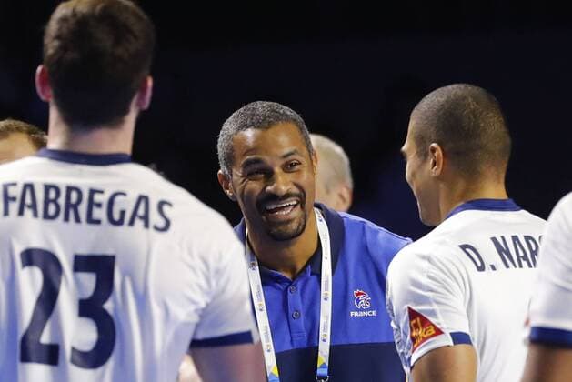 Handball WM, Frankreich - Polen Didier Dinart ( Entraineur coach France) et equipe joie HANDBALL : Frankreich - Polen - WM - 19 01 2017 GwendolineLeGoff Panoramic 