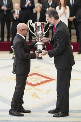 Jorge Sampaoli and King Felipe VI of Spain attends to the National Sports Awards 2015 at El Pardo Palace in Madrid, Spain. January 23, 2017.  (76484614)