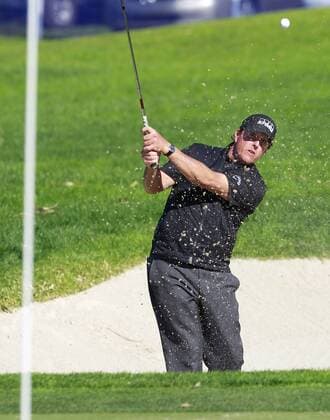 January 25, 2017 - San Diego, CA, USA - Phil Mickelson hits out of the sand on the 8th hole of the north course at Torrey Pines Golf Course during the Farmers Insurance Open Pro-Am on Wednesday, Jan. 25, 2017, in San Diego. Farmers Insurance Pro-Am - ZUMAm67_ 20170125_zaf_m67_009 Copyright: xK.C.xAlfredx