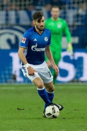 Gelsenkirchen, Germany 27.01.2017, 1. Bundesliga 18. Spieltag, FC Schalke 04 - Eintracht Frankfurt, Daniel Caligiuri (S04) in aktion ( DeFodi001